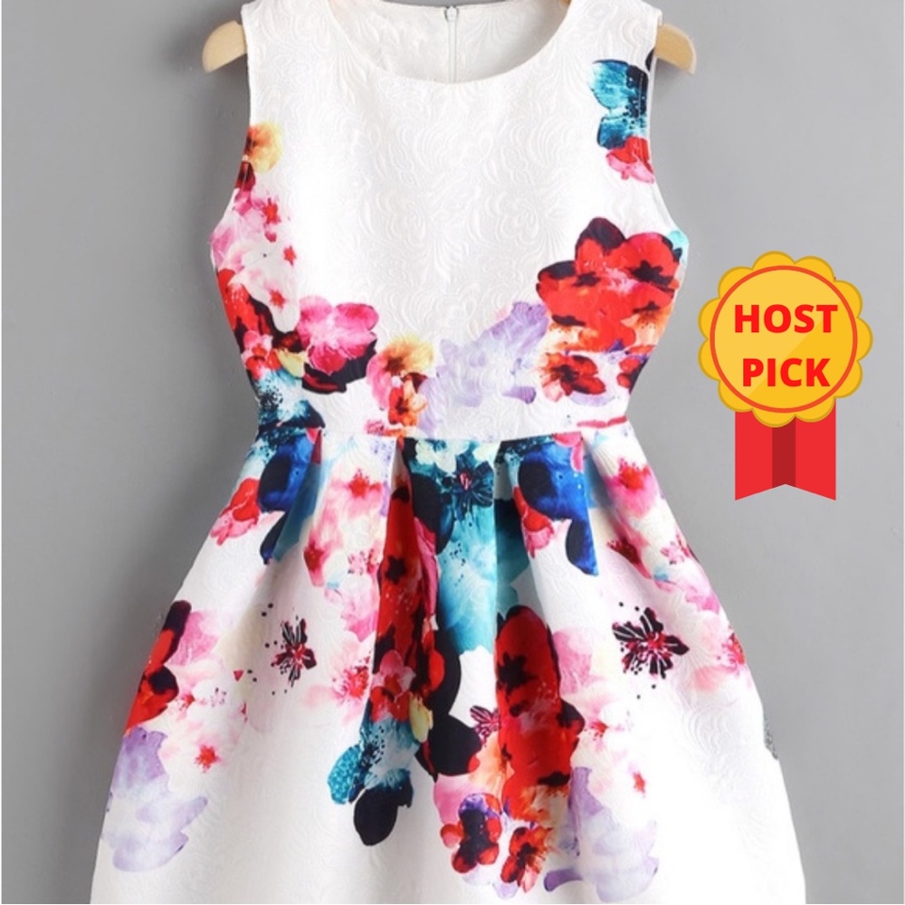 HOMECOMING DRESS  Bright Floral Dress